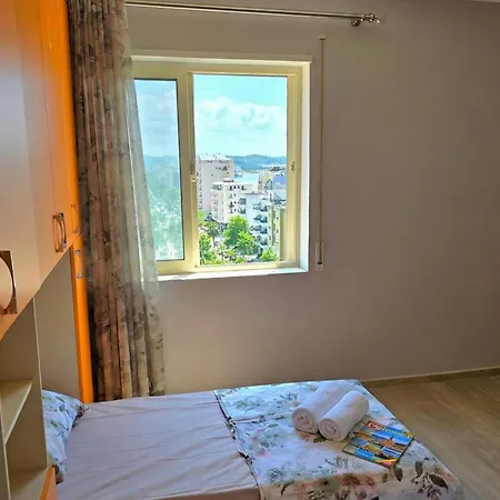 Апартаменты Sea Vista 50m From - Happy Дуррес